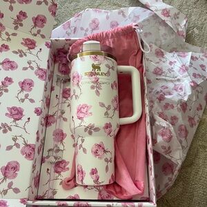 Love shack fancy Stanley water bottle 40oz quencher